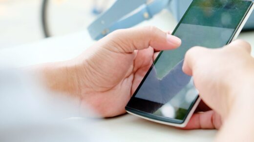 Why Are Mobile Devices Critical to a Digital Forensics Investigation?